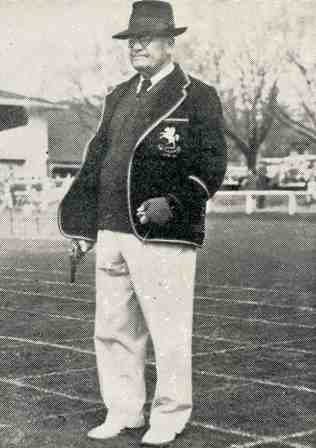 James D'Helin, Starter at the College sports.